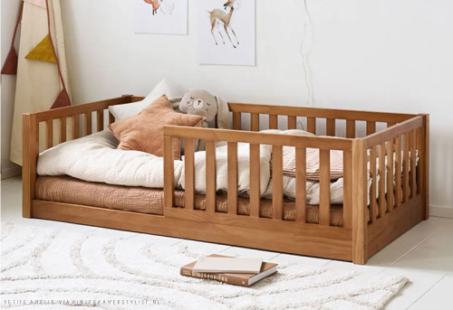 Montessori vloerbed walnoot kleur