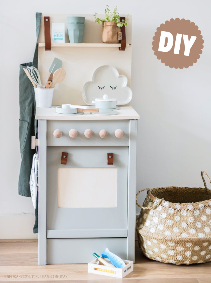 DIY kinderkeuken hout